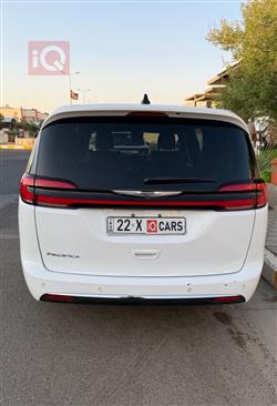 Chrysler Pacifica